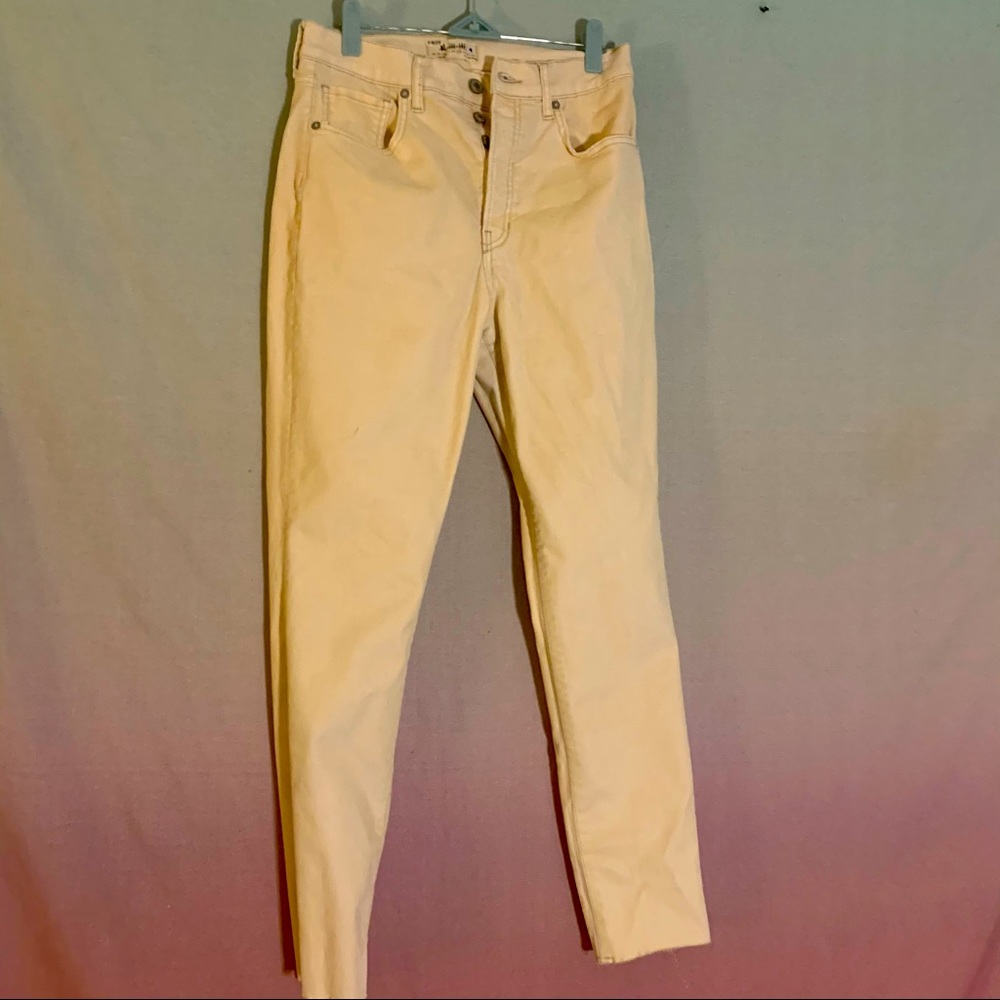 Light peach soft stretchy skinny’s